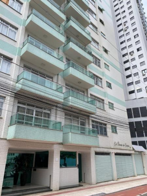 Espaço e conforto na quadra mar